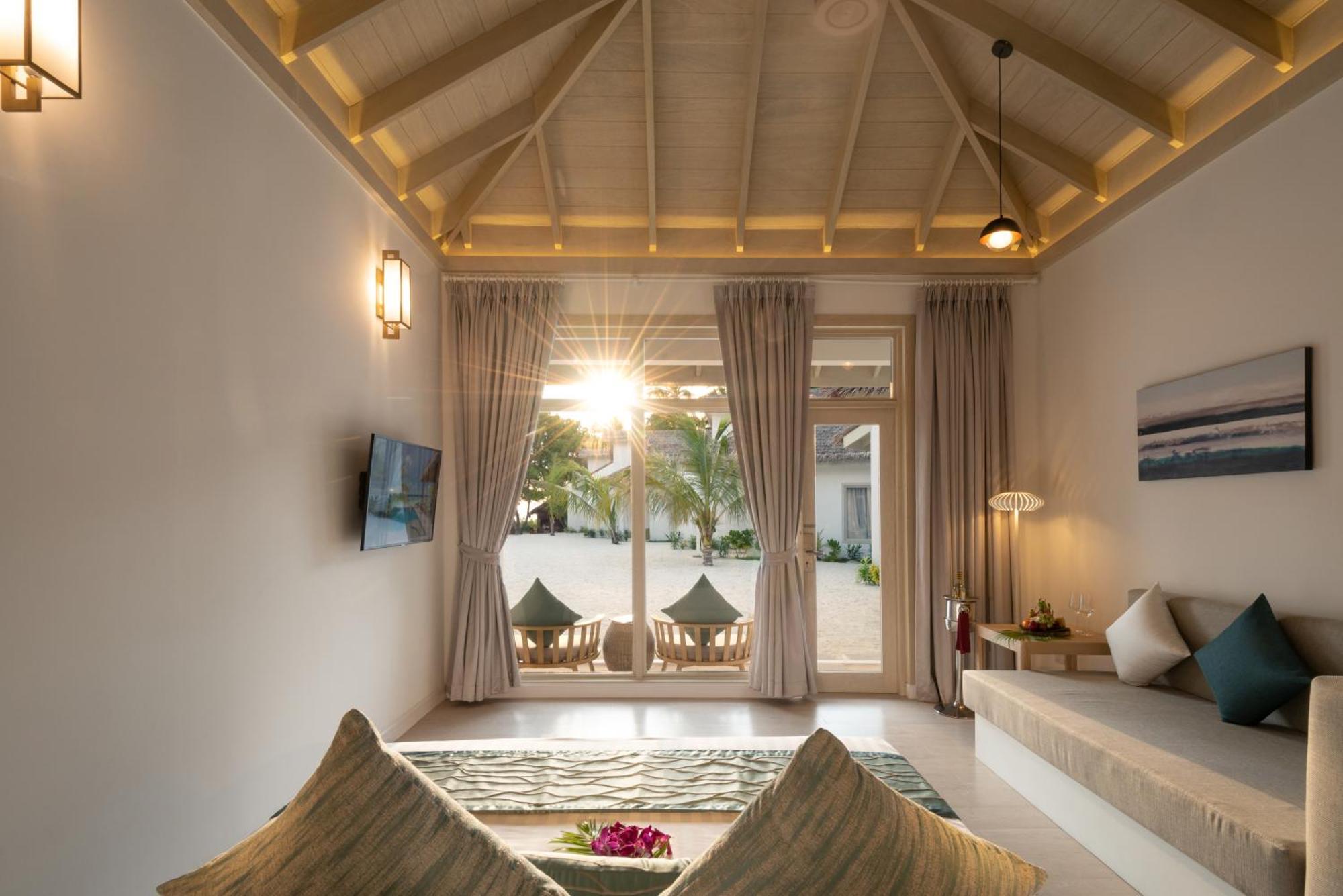 Bandos Maldives - One Way Transfer Free For Stays From 1St May Till 30Th Sept 2025 For Bookings From 16 Apr 2025 Bandos Island Zewnętrze zdjęcie